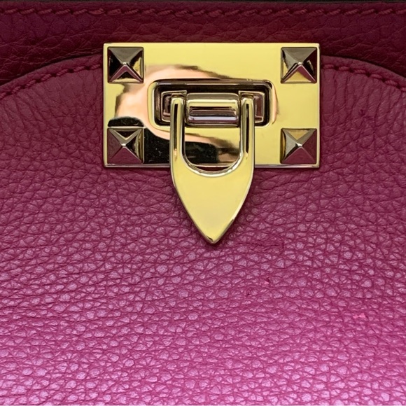 VALENTINO GARAVANI Rockstud Small GRAINY CALF SKIN Tote in MAGENTA - Picture 9 of 16